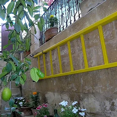 Malennio Lecce