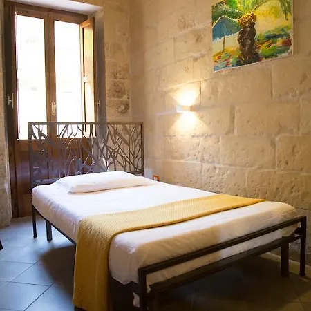 Malennio Bed & Breakfast 3*